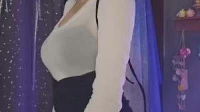 수련 수련 렌탈 여친룩 시스루 흰티 블랙 브라