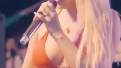 소유 비키니 파워몸매