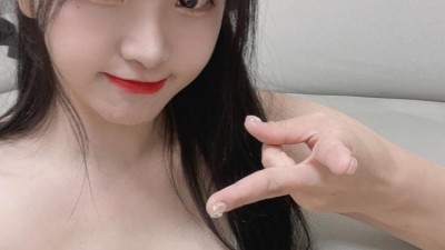 BJ 박민정 흘러내린 어깨끈 가슴골
