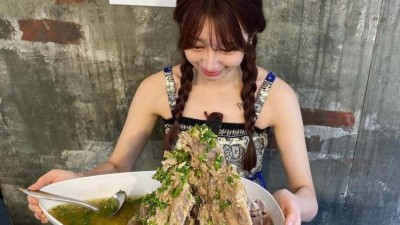 NC 허수미 인스타 치어리더 사이드붑 비키니 가슴골