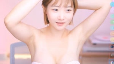 BJ 성주 튜브탑 컵속에 담긴 찰랑 가슴