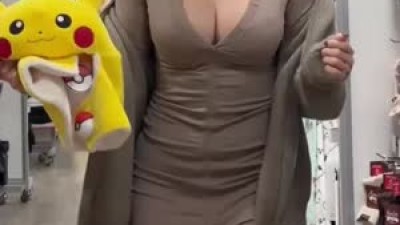 달려와서 피카츄 모자 써주는 꽃빵 미시룩 가슴골 바운스