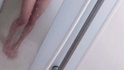 작은 비키니가 맵다