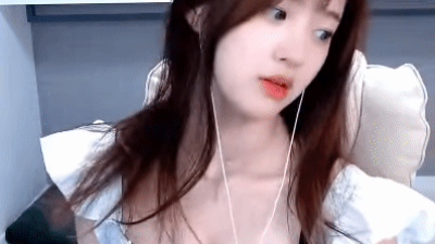 트위치 여캠 상위호환 문월 가슴 짱