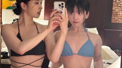 요즘 MZ들도 수영복셀카는 필수죠