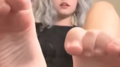 발로 월 400을 번다는처자
