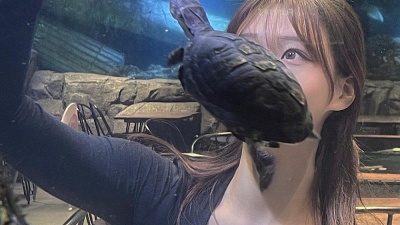 가려져도 보이는 엄청난 미모