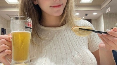 일본여행중인 육각형 처자