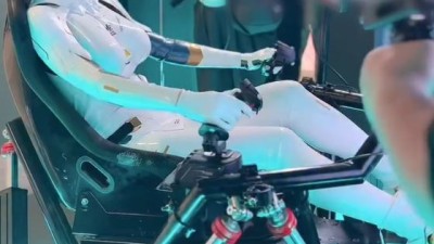 체험장에서 로켓을 만났다