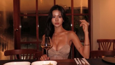 여군출신의 인플루언서